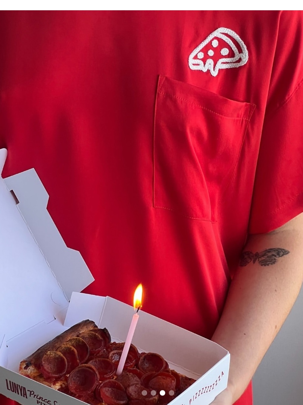 LUNYA NEW Silk Red Pizza Patch Pocket Tee